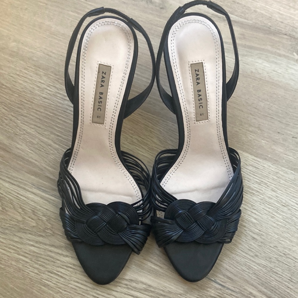 Zara Sandals
